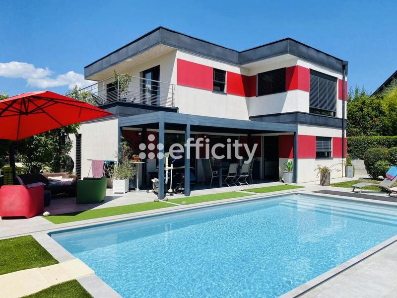 Maison - 197 m² - 6 pièces