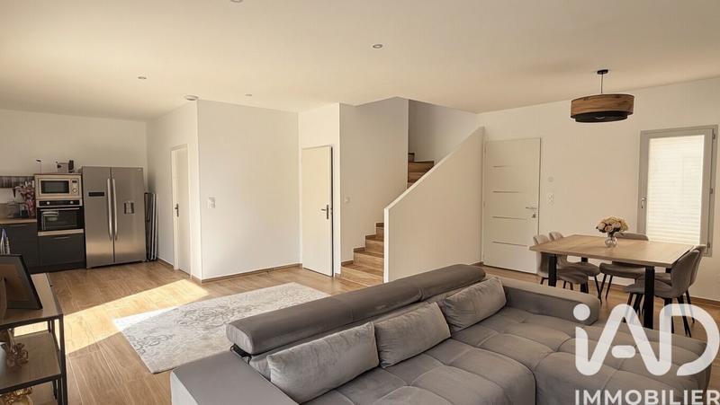 Maison - 115 m² - 4 pièces