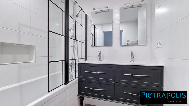 Appartement - 104 m² - 4 pièces