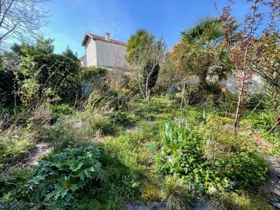 Loft - 223 m² - 1 pièce