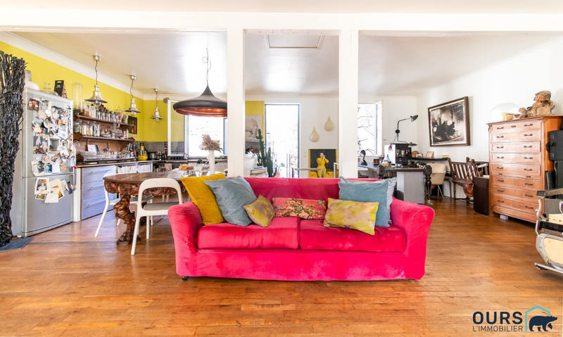 Maison - 140 m² - 5 pièces