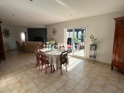 Maison - 112 m² - 4 pièces