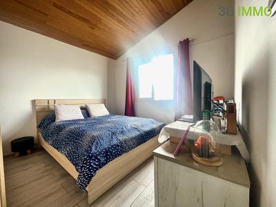 Maison - 88 m² - 7 pièces