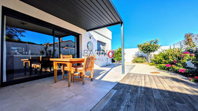 Villa - 104 m² - 4 pièces