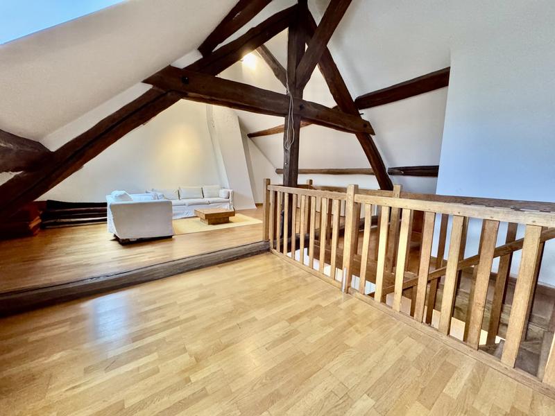 Maison ancienne - 222 m² - 8 pièces