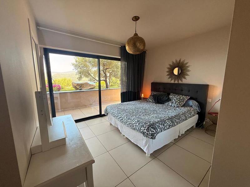 Appartement - 119 m² - 4 pièces