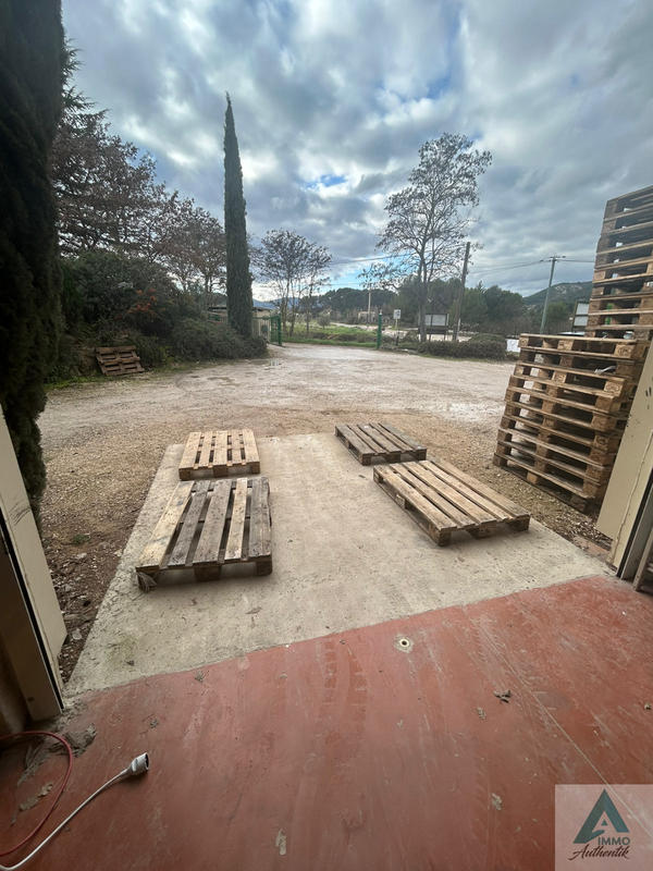 Local commercial - 84 m²