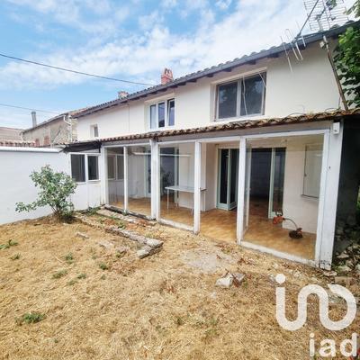 Maison - 92 m² - 5 pièces