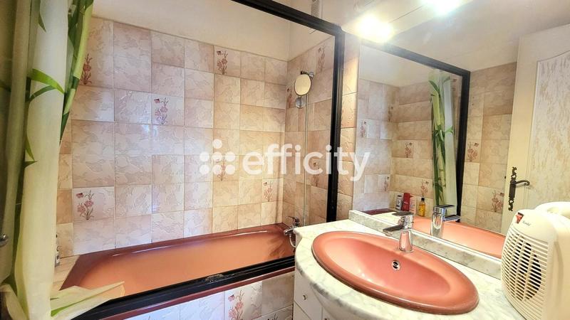 Appartement - 72 m² - 4 pièces