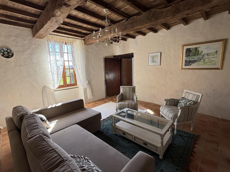 Maison - 205 m² - 7 pièces