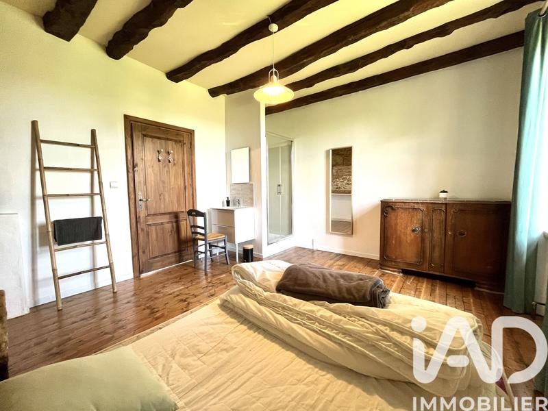 Maison - 224 m² - 8 pièces