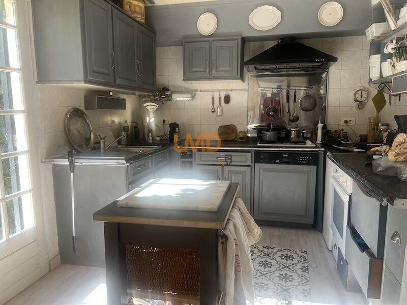 Maison - 200 m² - 6 pièces