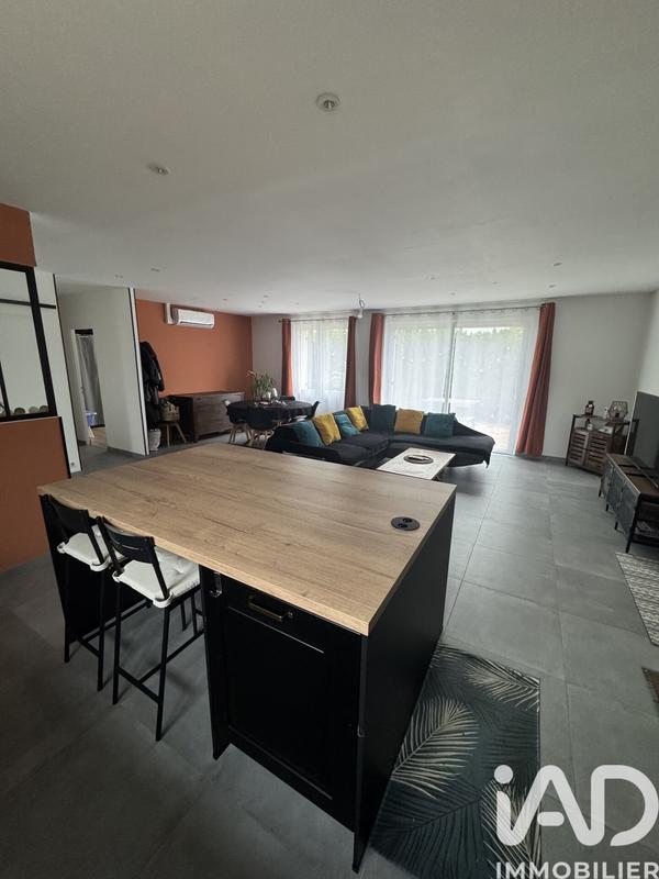 Maison - 96 m² - 4 pièces