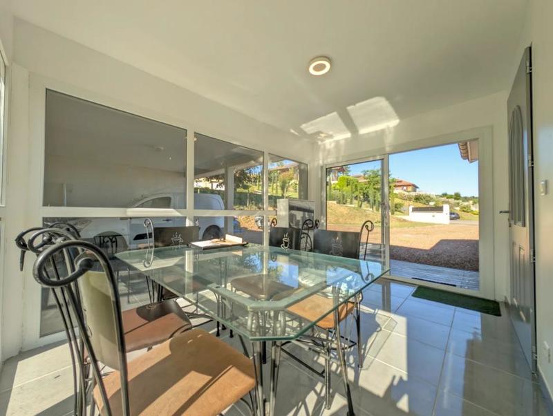 Maison - 196 m² - 6 pièces