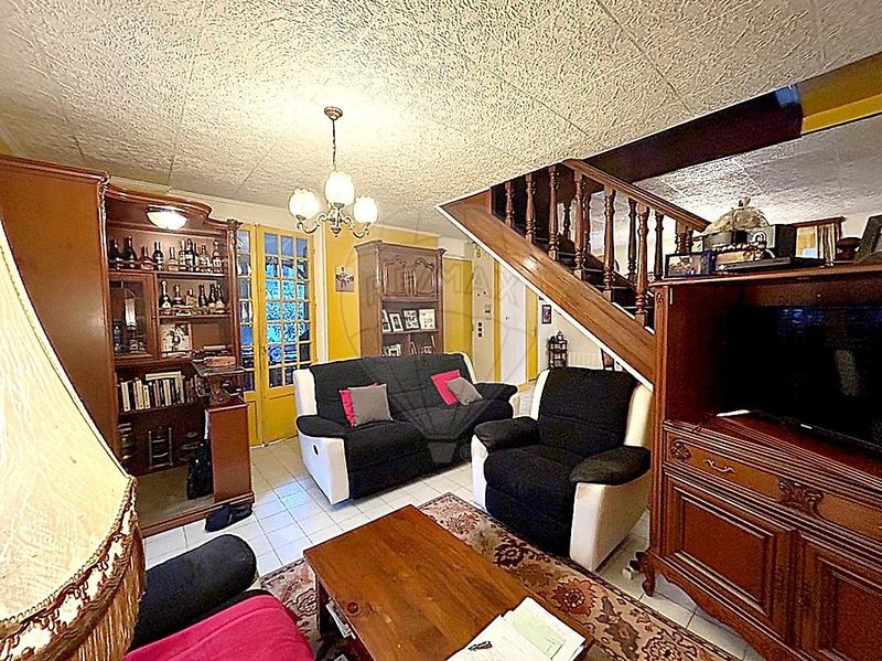 Maison - 89 m² - 5 pièces