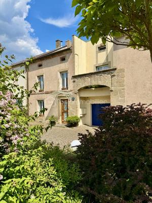 Maison de village - 260 m² - 13 pièces