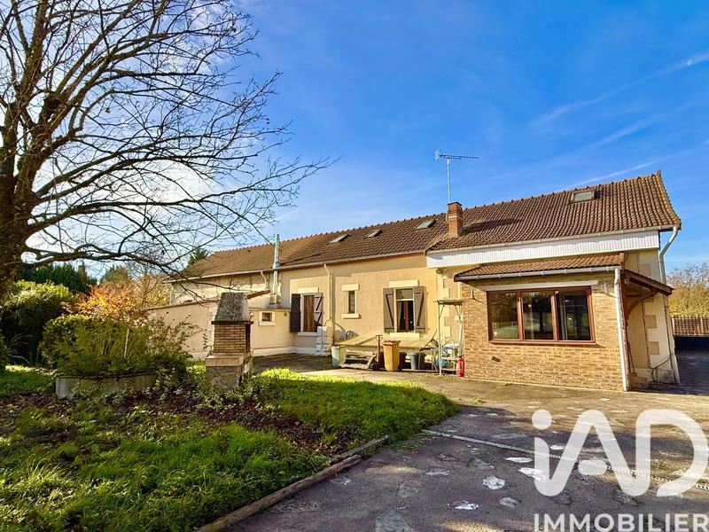 Maison - 138 m² - 8 pièces