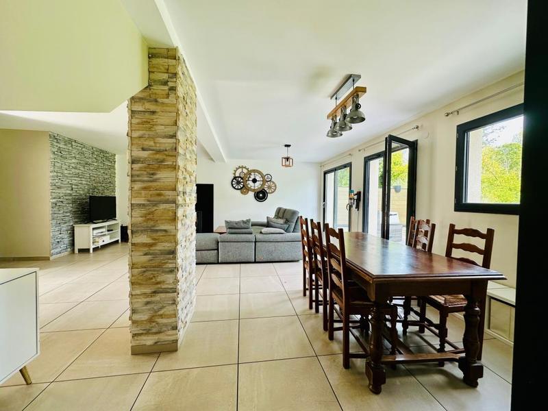 Maison - 119 m² - 6 pièces