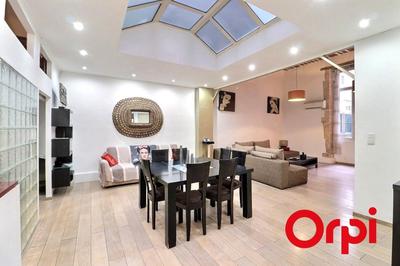 Loft - 71 m² - 3 pièces