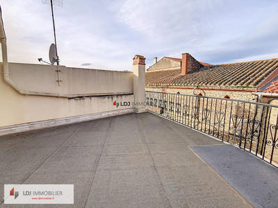 Villa - 100 m² - 5 pièces