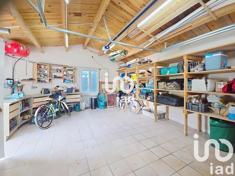 Maison - 203 m² - 9 pièces