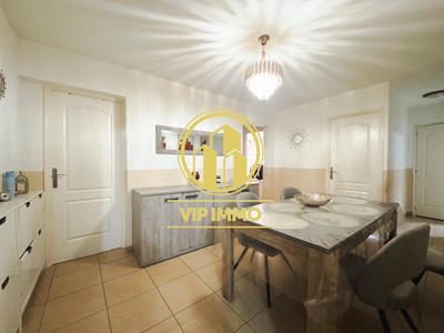 Appartement - 72 m² - 5 pièces