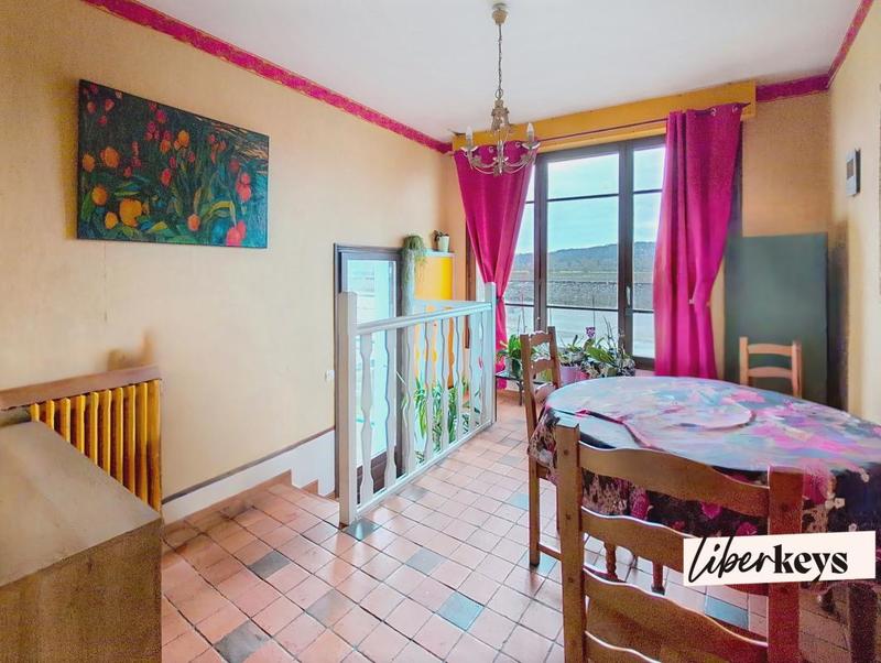 Maison - 144 m² - 6 pièces