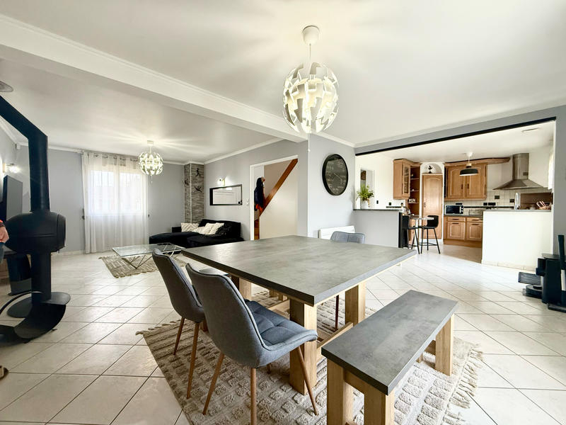 Maison - 109 m² - 4 pièces