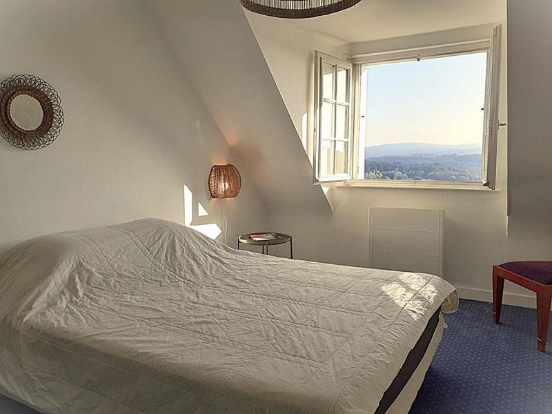 Maison - 165 m² - 9 pièces