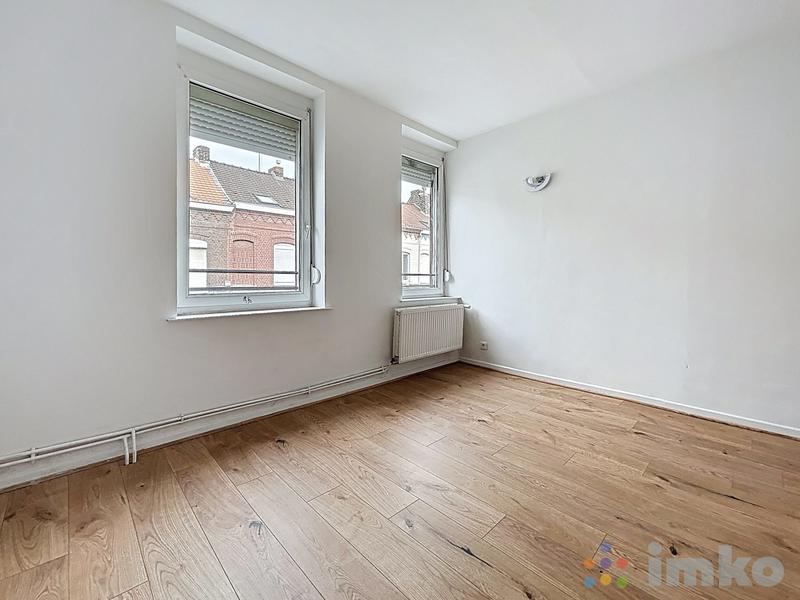 Maison - 94 m² - 5 pièces