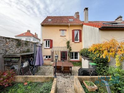 Maison de ville - 79 m² - 4 pièces
