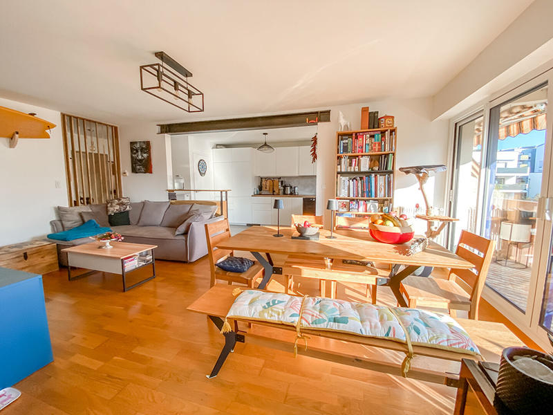 Appartement - 81 m² - 3 pièces