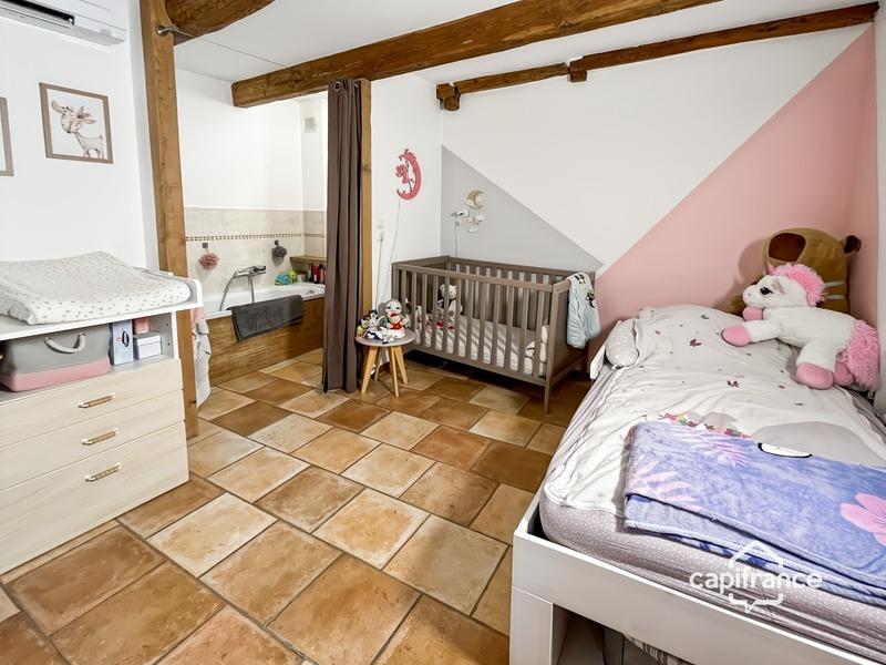 Maison de village - 88 m² - 5 pièces