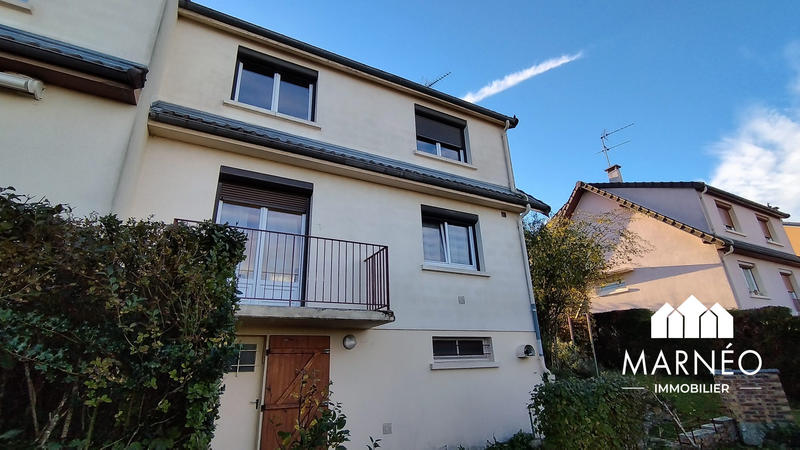 Maison traditionnelle - 97 m² - 5 pièces