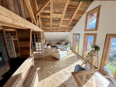 Appartement - 107 m² - 5 pièces