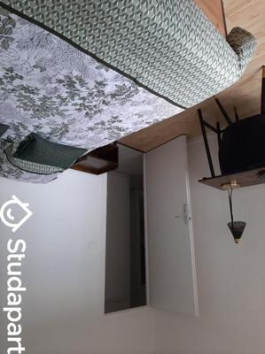 Chambre - 9 m² - 1 pièce