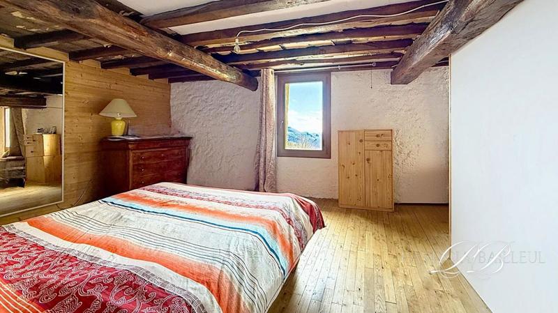 Maison - 153 m² - 7 pièces