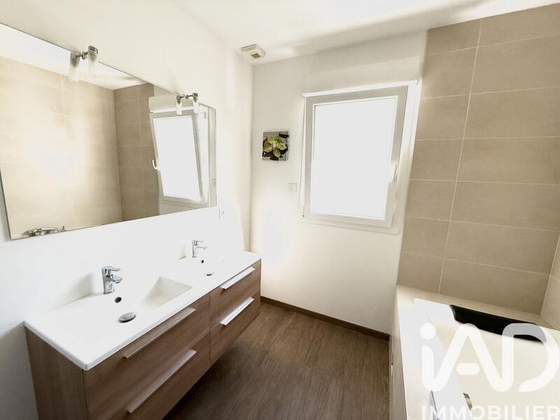 Maison - 170 m² - 7 pièces