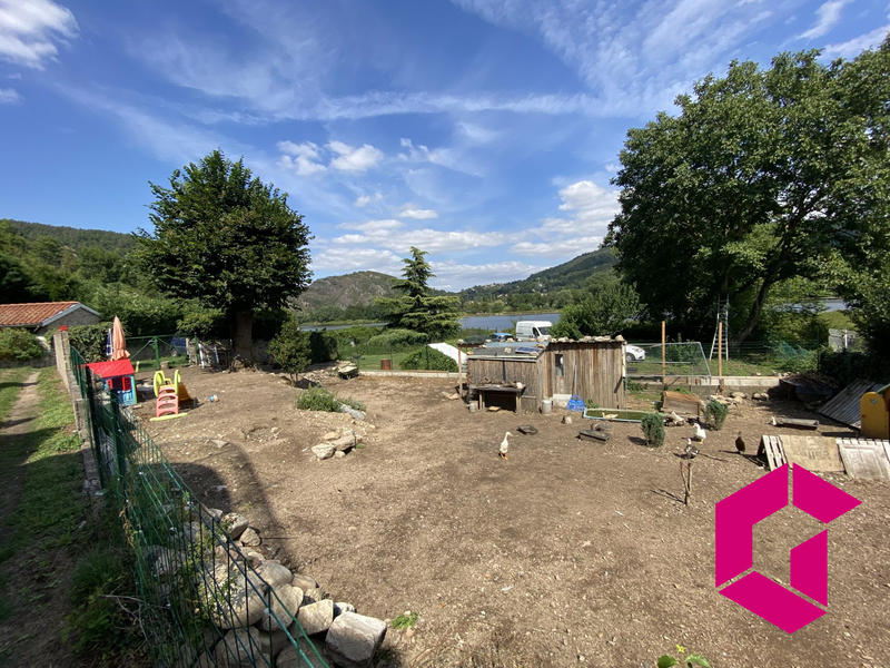 Maison - 95 m² - 3 pièces