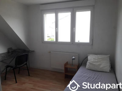 Maison - 10 m² - 1 pièce