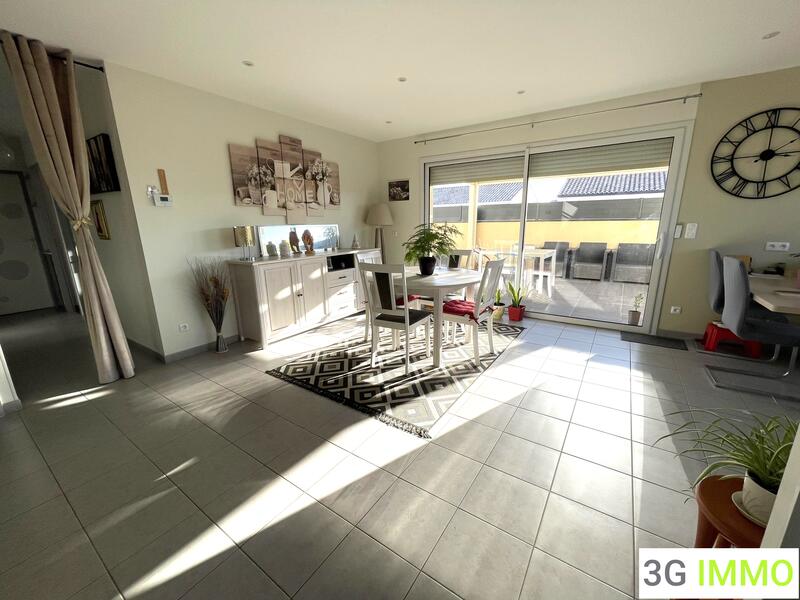 Maison - 111 m² - 5 pièces