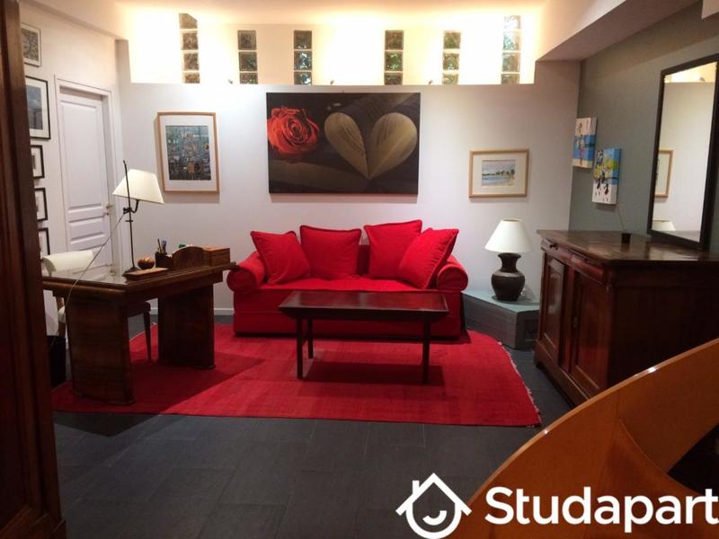 Chambre - 15 m² - 1 pièce