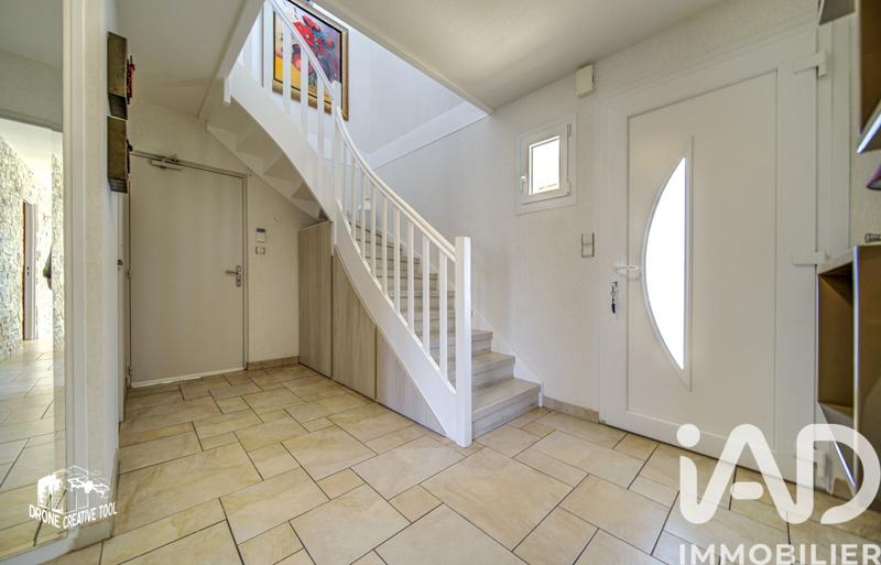 Maison - 159 m² - 7 pièces