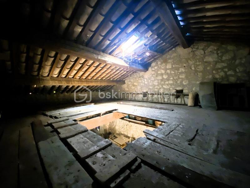 Parking / Garage - 72 m²