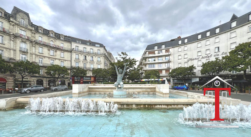 Local commercial - 347 m²