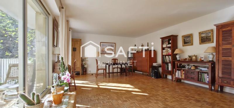 Appartement - 102 m² - 5 pièces