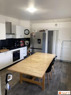 Maison - 101 m² - 5 pièces