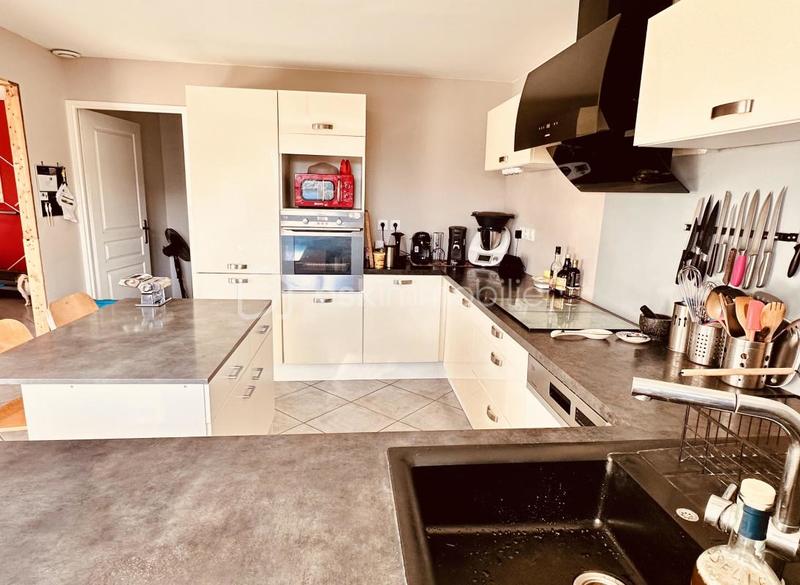 Maison traditionnelle - 120 m² - 5 pièces