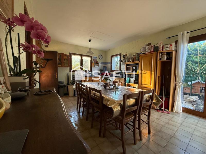 Maison - 180 m² - 6 pièces