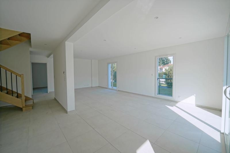 Villa - 121 m² - 5 pièces